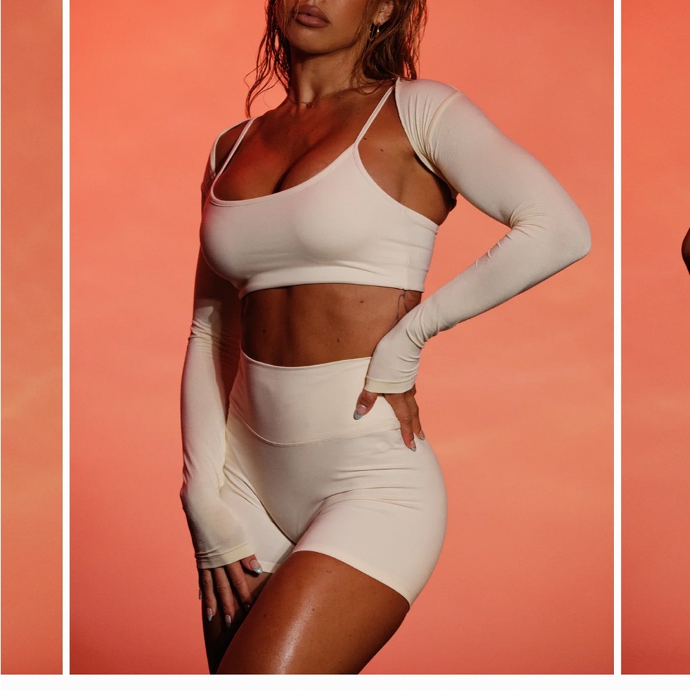 Saski bike shorts 4” S and balance bra XS in butter NWT